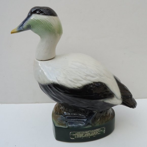 Lord Calvert Canadian Eider Duck Whisky Decanter. - Picture 2 of 16
